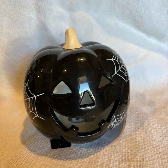 2023 Target Bullseye Black Ceramic Pumpkin - Picture 2 of 4